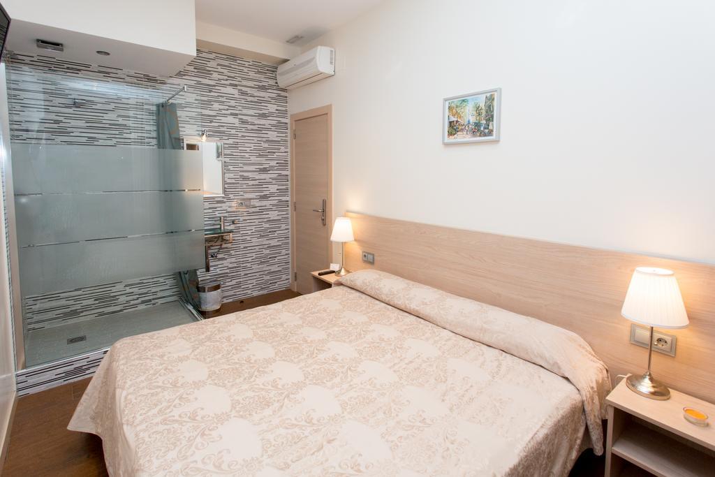 Hostal Excellence Βαρκελώνη Εξωτερικό φωτογραφία